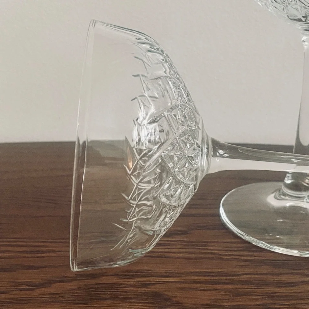 ❤️ Anthropologie Set of 2 Champagne Cocktail Glasses Glass Etched